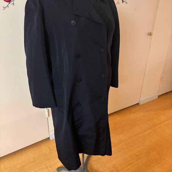 Authentic Navy CHANEL Vintage Trench 34 Intentionally Oversized ToFit Sizes - Picture 2 of 6